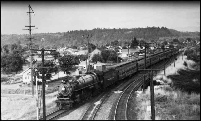 NP 2nd No. 5 with NP 2626, Class A-1 arriving in Auburn, WA.