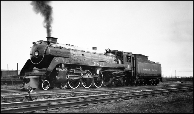CPR 2829, 4-6-4 with streamlined pilot and walkways in Winnipeg.