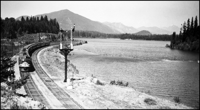 NP Train No. 4 with 6503 west of Easton, WA along the Yakima River.