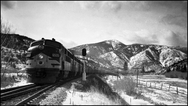 NP train No. 2 with NP 6505 on the point.  Nixon index says that the train was assigned as 6506, but this must be an error after viewing photo.