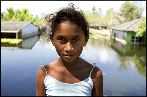 Floods at Campo de la Cruz: Faces