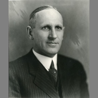 Alfred Atkinson, Looking Right