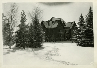 Montana Hall in the snow, 1939