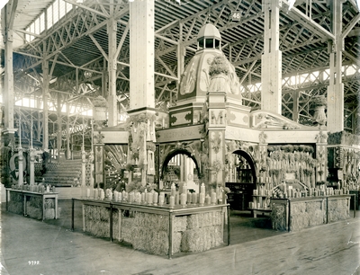 Montana Booth, St. Louis Fair, 1904