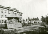 Parade float for the Sweet Pea Carnival, 1911.