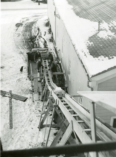 Ramp from the second floor into a truck used for the Library Move 1949/1950