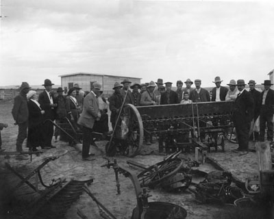 Drill demonstration, part of the M.L. Wilson flax series, 1912