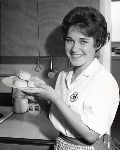 Sandra Henderson from Billings, Montana, Shows Biscuits she Baked