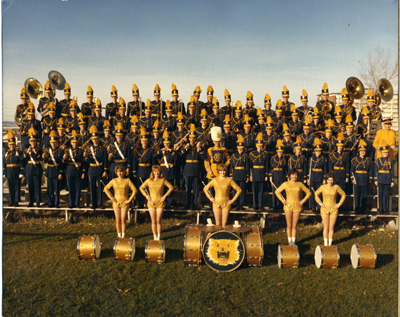 Bobcat Marching Band formal pose in color