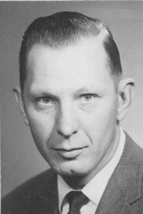 Earl Peterson