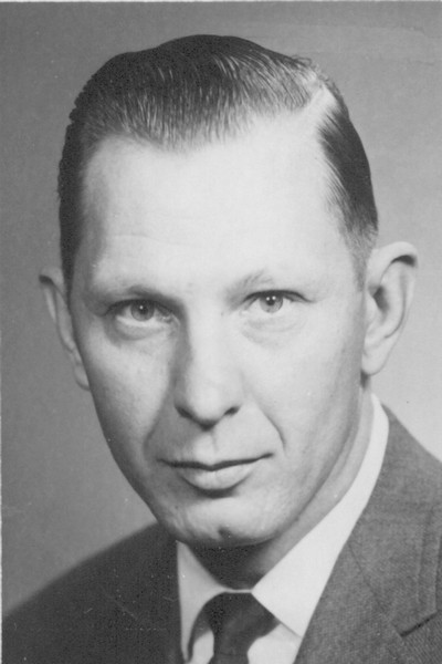 Earl Peterson