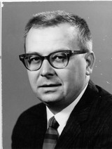 Albert Suvak