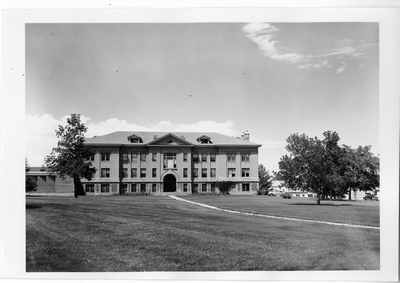 Linfield Hall Front Entrance with Sidewalk