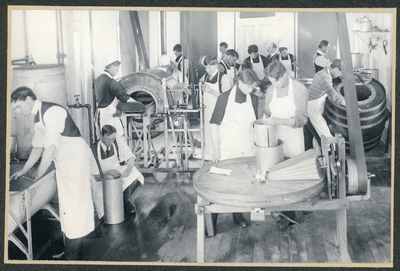 Class in butter-making, 1906