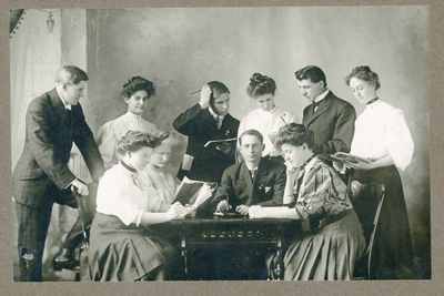 Members of the Exponent staff, 1907