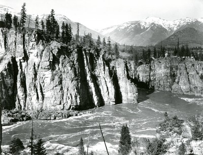 General view of Cabinet Gorge from a point near N.P. (Northern Pacific) tunnel.
