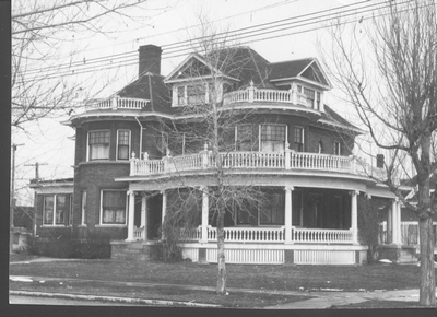 Dewart Mansion