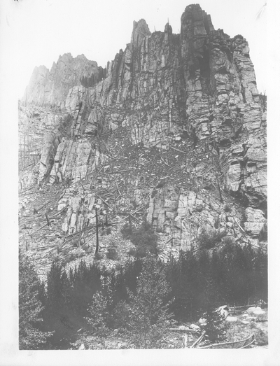 The Needles 5 miles above Hell Roaring