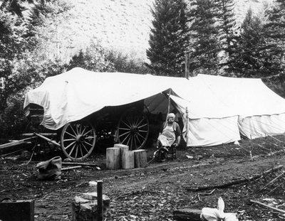 Page & Bushnell cook & camp outfit near Ross Peak, June 1905