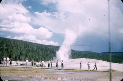 Yellowstone National Park - Old Faithful Geyser