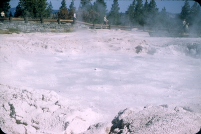 Yellowstone National Park - Mud Pots