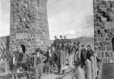 Touring Carriage at the Gardiner entrance to Yellowstone Park
