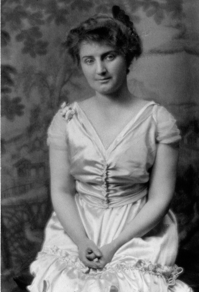 Alma Donald