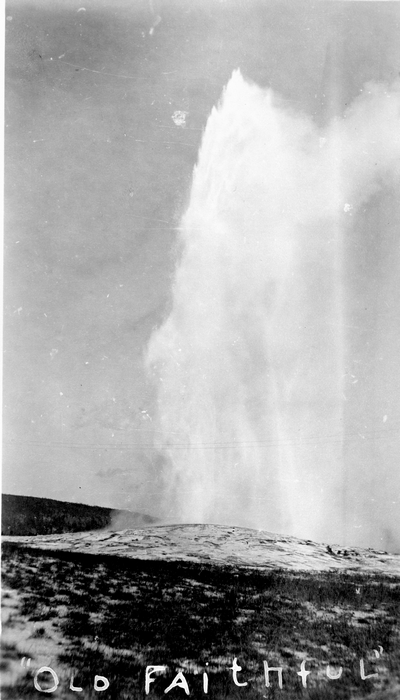 Yellowstone National Park - Old Faithful