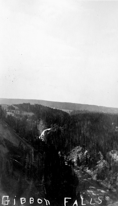Yellowstone National Park - Gibbon Falls