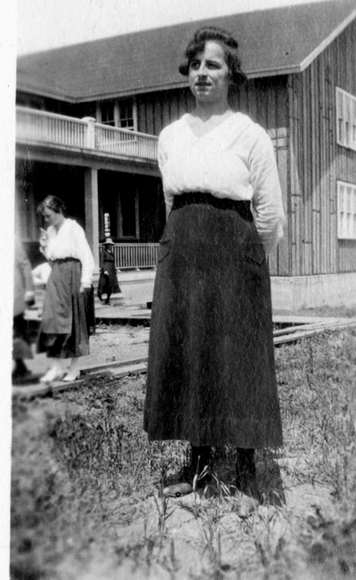 Barracks softball player - an unidentified coed
