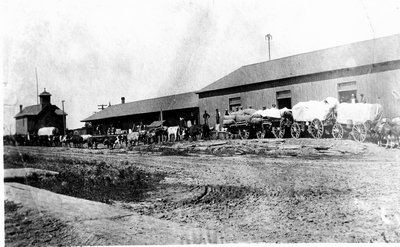 Wagons unloading at Billings