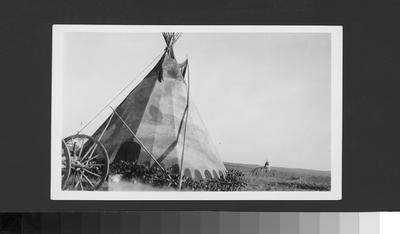 Black and white photo of the Sacred lodge of Natoas Bundle ceremonies