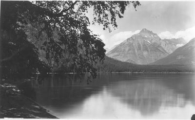 Glacier National Park: Lake McDonald (Sacred Dancing Lake)