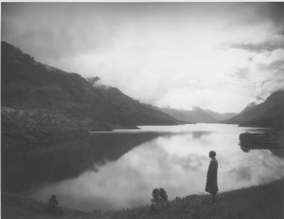 Waterton Lakes National Park: Woman Stand on the Shore of Waterton Lake