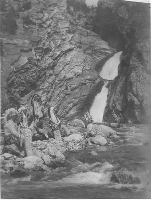 Waterton Lakes National Park: Indians at Hell Roaring Canyon